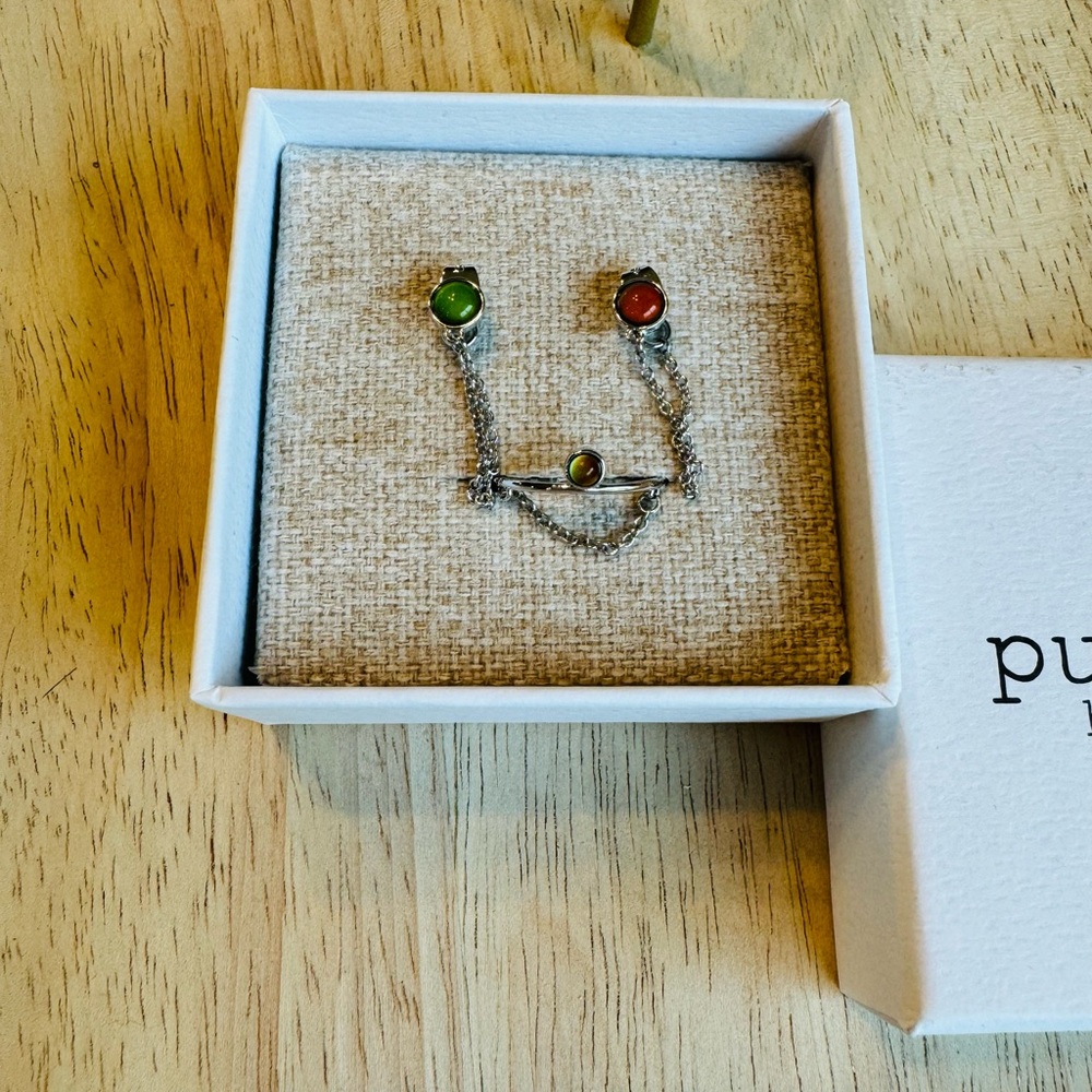 Elegant Silver Chain Mood Ring and Earring Set